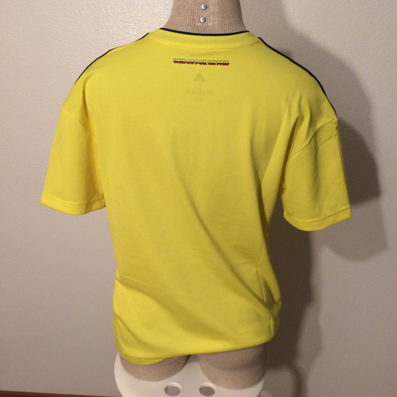 Adidas Yellow Colombia soccer jersey -size L (NWT) - Picture 3 of 8
